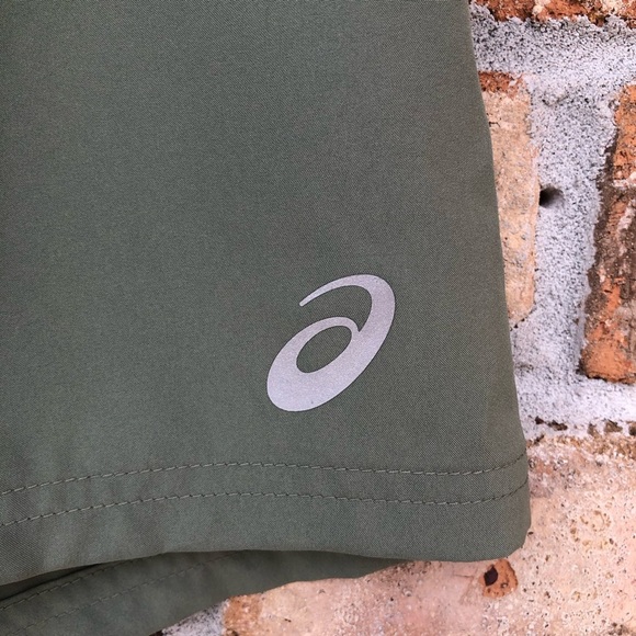 Asics Woven Green Running Shorts - 7”, Built-In Briefs Mens Size L - Picture 3 of 15